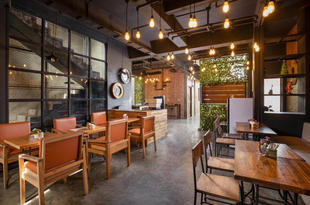 The Aswana Seminyak Otel Dış mekan fotoğraf
